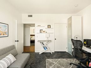 1310 N Detroit Street 401, Los Angeles CA 90046