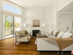 1310 N Detroit Street 401, Los Angeles CA 90046