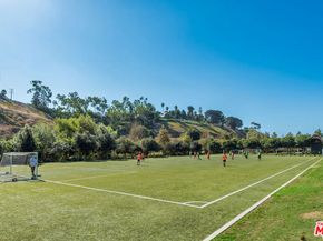 5625 Crescent Parkway 301, Playa Vista CA 90094