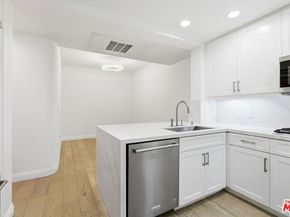 5625 Crescent Parkway 301, Playa Vista CA 90094