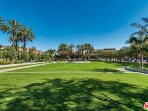 5625 Crescent Parkway 301, Playa Vista CA 90094