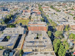 425 S Kenmore Avenue 104, Los Angeles CA 90020