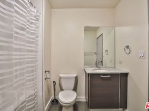 645 W 9th Street 201, Los Angeles CA 90015