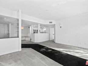 14347 Albers Street 201, Sherman Oaks CA 91401