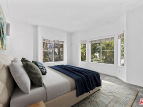 14347 Albers Street 201, Sherman Oaks CA 91401