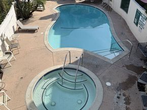 14347 Albers Street 201, Sherman Oaks CA 91401