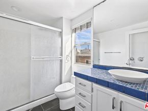 14347 Albers Street 201, Sherman Oaks CA 91401