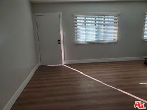 811 W 97th Street, Los Angeles CA 90044