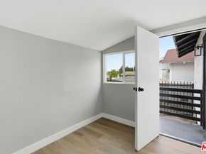 1109 W 110th Street, Los Angeles CA 90044