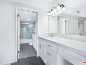 540 Kelton Avenue 306, Los Angeles CA 90024