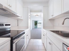 540 Kelton Avenue 306, Los Angeles CA 90024