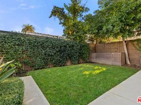 530 N Alta Vista Boulevard, Los Angeles CA 90036