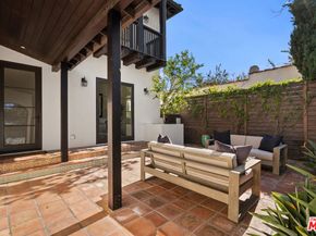 530 N Alta Vista Boulevard, Los Angeles CA 90036