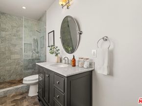 530 N Alta Vista Boulevard, Los Angeles CA 90036