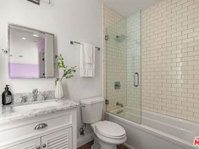 530 N Alta Vista Boulevard, Los Angeles CA 90036