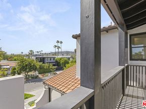 530 N Alta Vista Boulevard, Los Angeles CA 90036