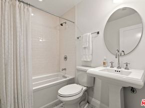 530 N Alta Vista Boulevard, Los Angeles CA 90036