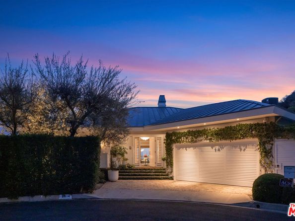 8814 Pinto Place, Los Angeles CA 90069