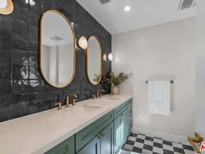 177 S Gardner Street, Los Angeles CA 90036