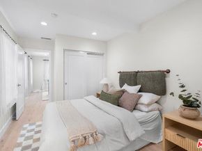 177 S Gardner Street, Los Angeles CA 90036