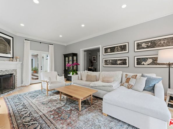 2139 Kelton Avenue, Los Angeles CA 90025