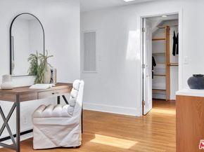 851 S Orange Drive, Los Angeles CA 90036