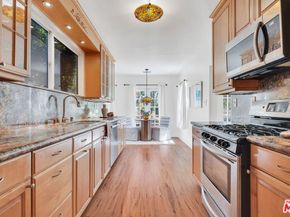 851 S Orange Drive, Los Angeles CA 90036