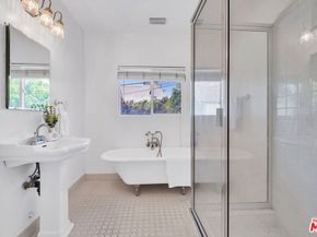851 S Orange Drive, Los Angeles CA 90036