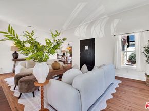 851 S Orange Drive, Los Angeles CA 90036