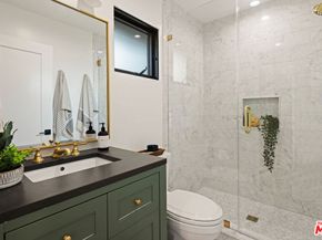 2613 5th Street, Santa Monica CA 90405