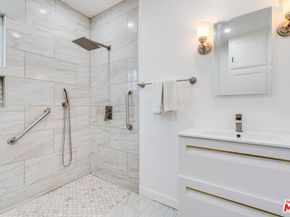 1770 Bryn Mawr Avenue, Santa Monica CA 90405