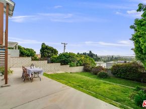 1770 Bryn Mawr Avenue, Santa Monica CA 90405