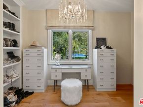 23593 Park South Street, Calabasas CA 91302