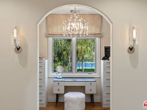 23593 Park South Street, Calabasas CA 91302