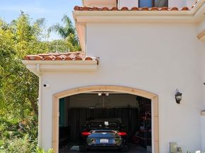 23593 Park South Street, Calabasas CA 91302