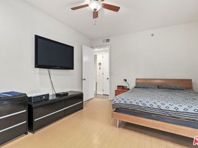 4230 Stansbury Avenue 105, Sherman Oaks CA 91423