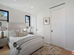 2631 Castle Heights Place, Los Angeles CA 90034