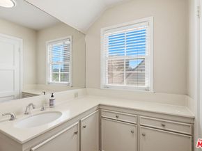 11220 Cashmere Street, Los Angeles CA 90049