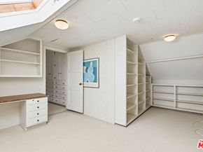 11220 Cashmere Street, Los Angeles CA 90049