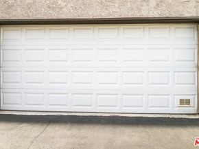 18333 Hatteras Street 77, Tarzana CA 91356