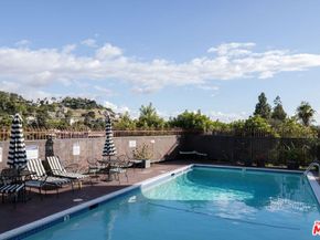 3030 Valle Vista Drive 27, Los Angeles CA 90065