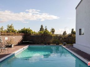3030 Valle Vista Drive 27, Los Angeles CA 90065
