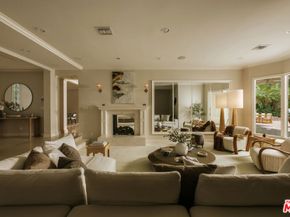 16457 Marbro Drive, Encino CA 91436