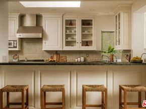 16457 Marbro Drive, Encino CA 91436