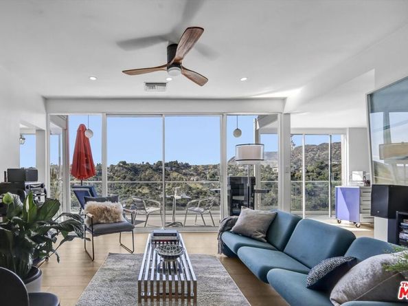 2735 Hollyridge Drive, Los Angeles CA 90068