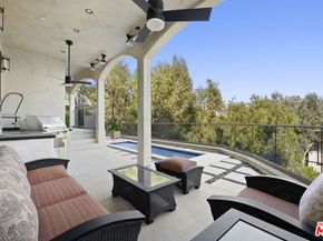 1380 Summitridge Place, Beverly Hills CA 90210