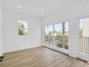 10828 Hesby Street, North Hollywood CA 91601