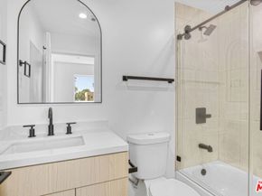 10828 Hesby Street, North Hollywood CA 91601