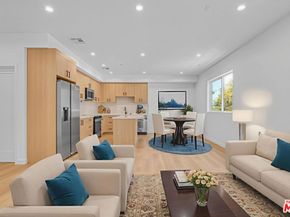 10828 Hesby Street, North Hollywood CA 91601