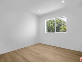 10828 Hesby Street, North Hollywood CA 91601